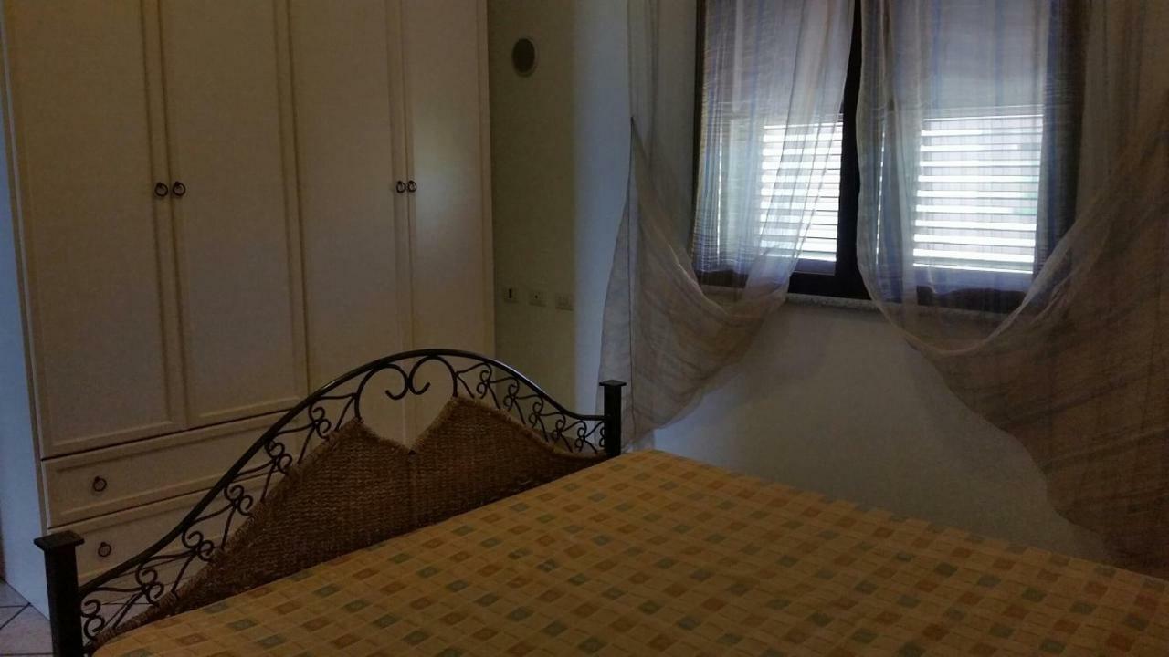 Casa Alice Apartment Budoni Exterior foto