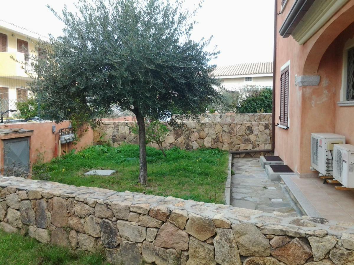 Casa Alice Apartment Budoni Exterior foto