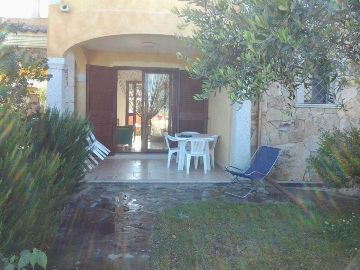 Casa Alice Apartment Budoni Exterior foto